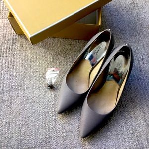 Michael Kors pumps